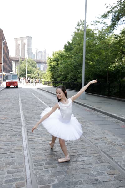 Renata Maria Malvetti Gonzalez — Classical dancer, Paraguay