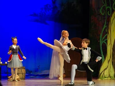 Sabina Chaikovskaya — Classical dancer, Belarus