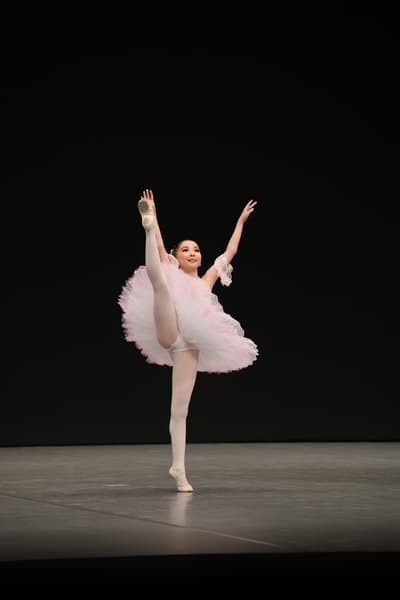 Suzu Tanigawa — Classical dancer, Japan