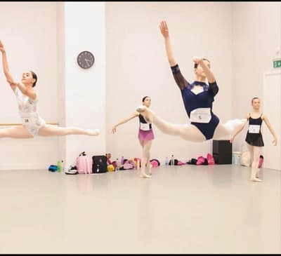 IOANA SAVULESCU — Classical dancer, Romania