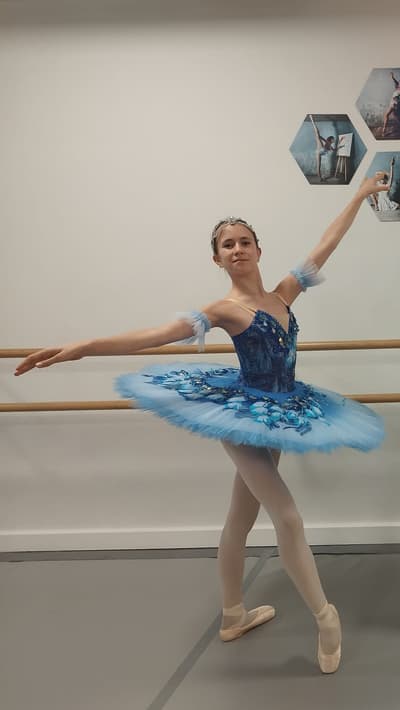 Eva Hammer — Classical dancer, Belgium