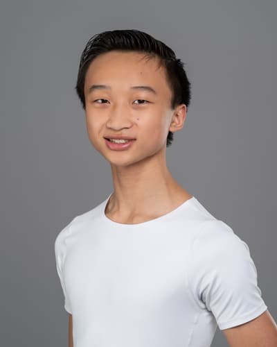 Simon Nguyen — Classical dancer, United States