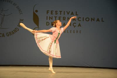 Antonella Febernati Algeri — Classical dancer, Brazil