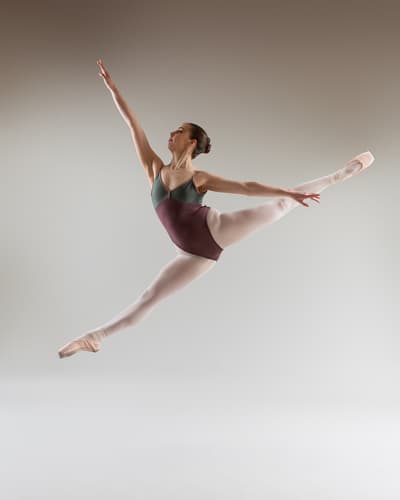 Eva Laing — Classical dancer, United States
