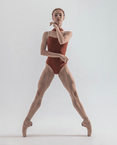 Sara Zanzon — dancer