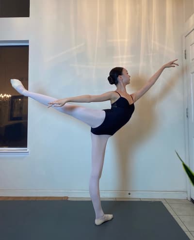 Hina Oshima — Classical dancer, United States