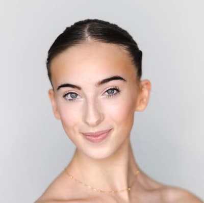 Ivy Lanhardt — Classical dancer