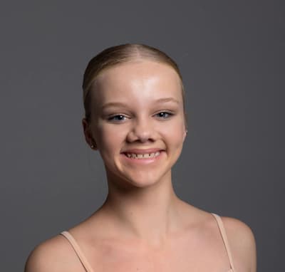 Penny Hollis — Contemporary dancer, Germany