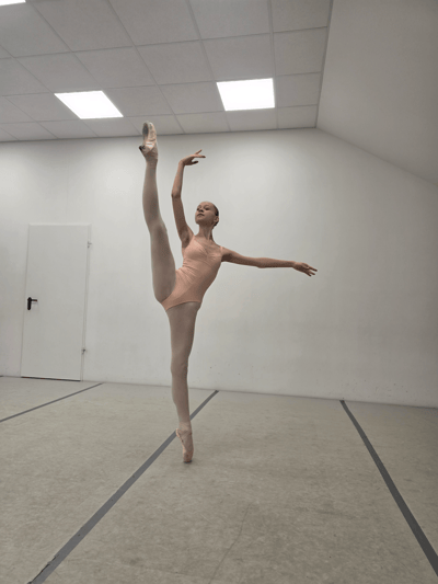 Elze Lazauskaite — Classical dancer, Kaunas, Lithuania