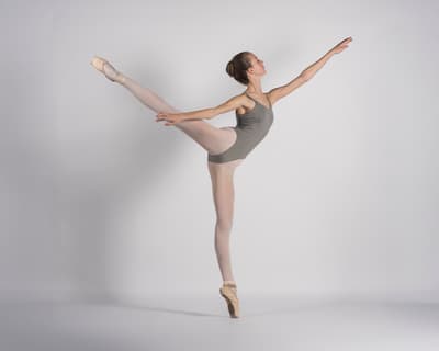 Valeria Biern Segovia — Neoclassical dancer, Spain