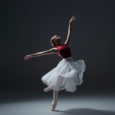 Scarlet Higgins — Classical dancer, Belgium