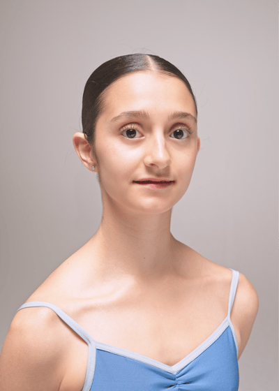 Nina Manwani — dancer
