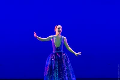 COLOMBA MONTENEGRO — dancer, Chile