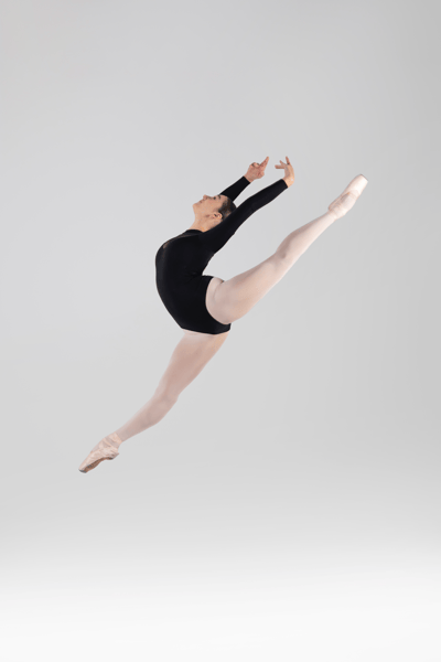 Miriam Berdie — Classical dancer