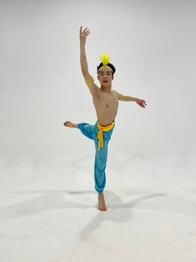 Anwen Hao — Classical dancer, United States