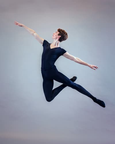 Devon Luxton — Classical dancer, Germany