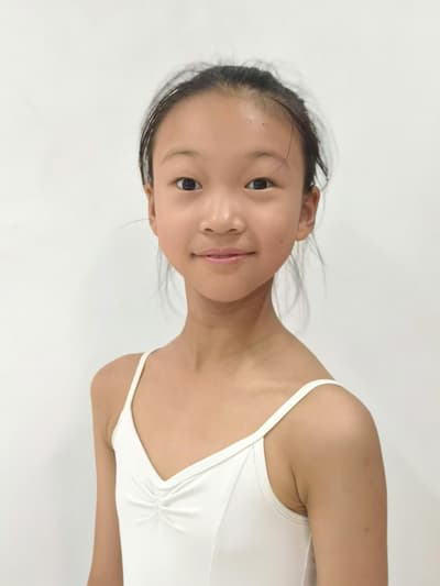 WANQI FENG — dancer, China