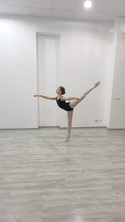 Anya - Maria Enache — Classical dancer, Romania