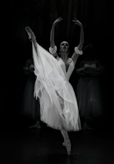 EVA NAZARETH SUÁREZ PÉREZ — Classical dancer, Madrid, Spain
