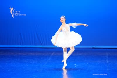 Veronika Zirchuk — Classical dancer, Romania