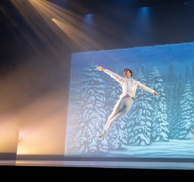 Landen Walker — Classical dancer, United States