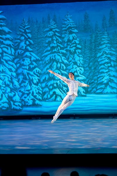 Landen Walker — Classical dancer, United States