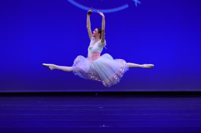 Elsie Tucker — Classical dancer, United States