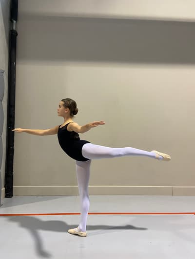 Lora Ignatova — Contemporary dancer, Bulgaria