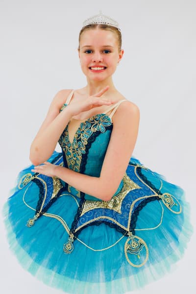 Ambre ERNI — Classical dancer, France