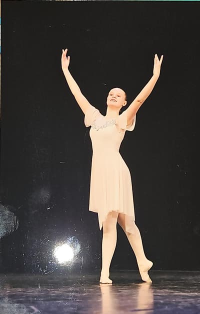 Ambre ERNI — Classical dancer, France
