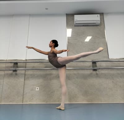 Kayira Anavasutta Salim — Classical dancer, Indonesia
