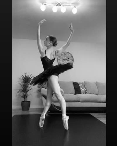 Jaiha Mcqueenie — Classical dancer, United Kingdom
