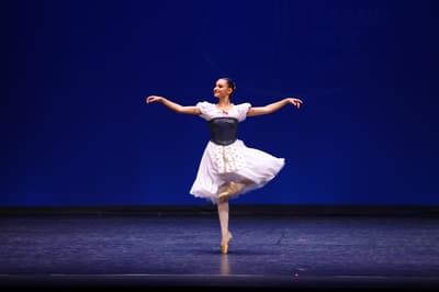 Tiphaine Cordellier — Classical dancer, France