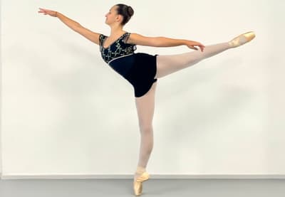 Tiphaine Cordellier — Classical dancer, France