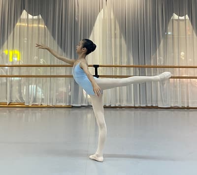Chen Zhuo — Classical dancer, China