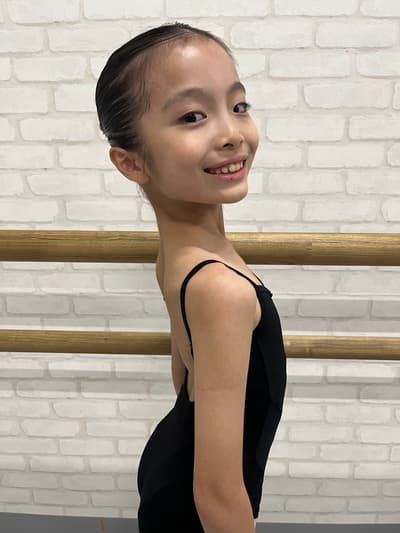 Anri Kusanobu — Classical dancer