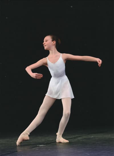 Pomeline ANGOULVENT — Classical dancer, France