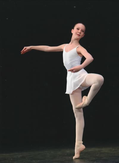 Pomeline ANGOULVENT — Classical dancer, France