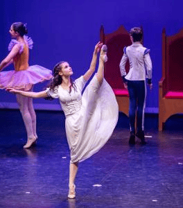 Uxia Lamas Lugris — Classical dancer, Oleiros, Spain
