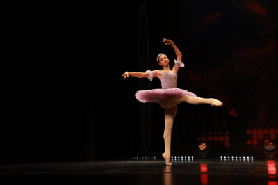Alice Lutkewitte — Contemporary dancer, EUREKA, United States