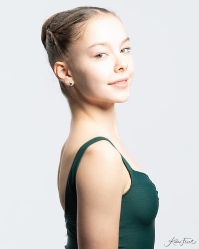Amelia Mei Zhen Clark — Classical dancer, United Kingdom