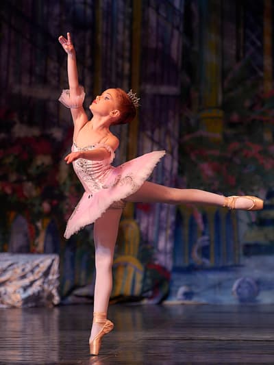 Valeryia Sasedkova — Classical dancer, Belarus