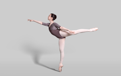 Simone Stolar — Classical dancer