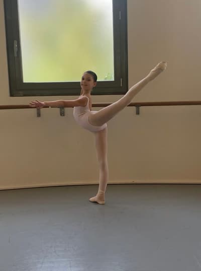Lily Frediani — Classical dancer, France