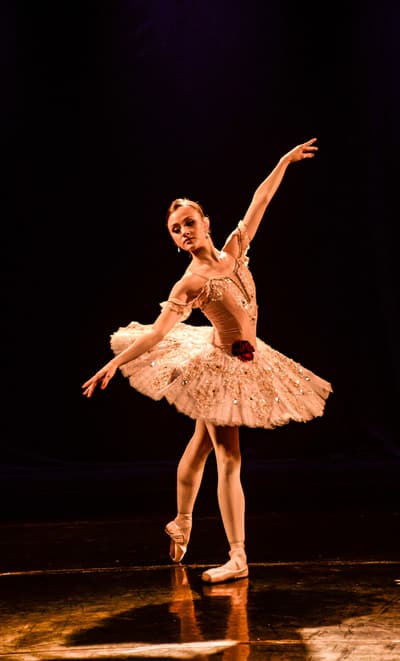 Julia Cobas Ferreira — Classical dancer, Brazil