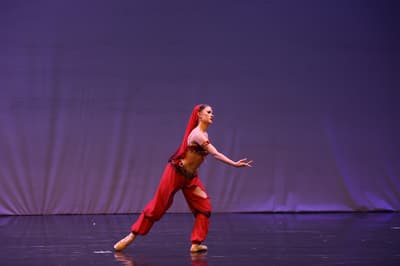 Julia Cobas Ferreira — Classical dancer, Brazil