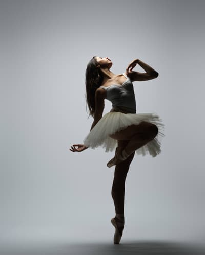 Sara Marin — Classical dancer, United States