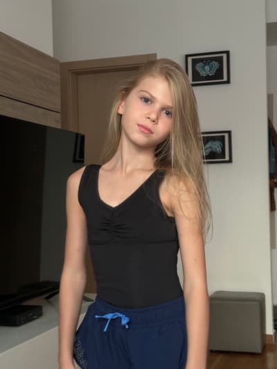 Jana Manevska — Classical dancer, North Macedonia