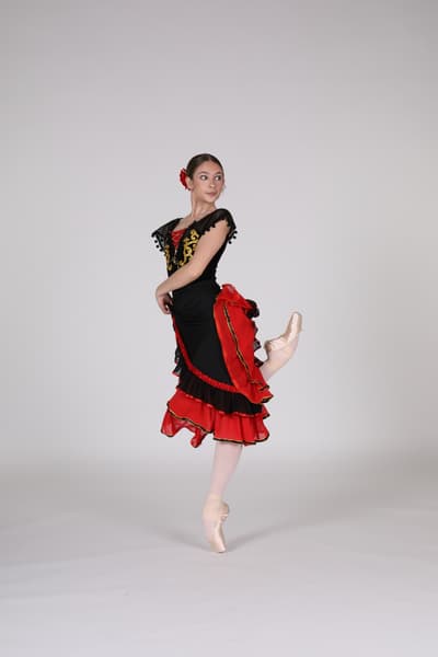 Maeve McGarvey — Classical dancer, United States