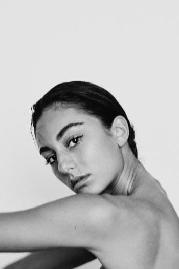 Carlotta Onesti — Classical dancer